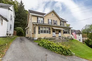 17 Goodman Ln, Pittsfield, MA 01201 - Photo 2