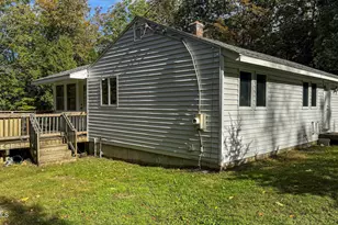 31 Old Carriage Rd, Becket, MA 01223 - Photo 4