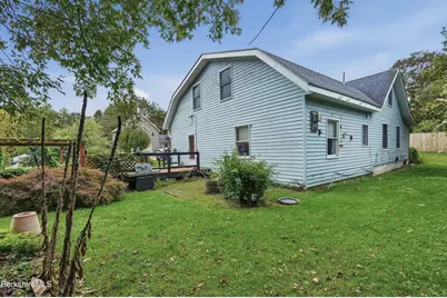 85 Clarendon St, Pittsfield, MA 01201 - Photo 44