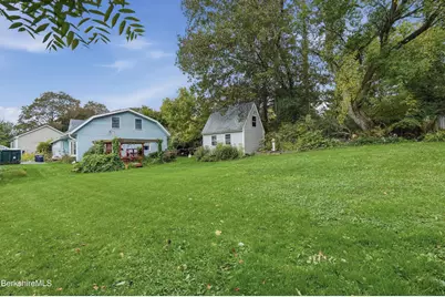 85 Clarendon St, Pittsfield, MA 01201 - Photo 42