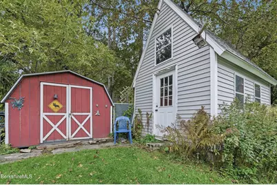 85 Clarendon St, Pittsfield, MA 01201 - Photo 40