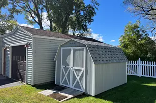 43 Doreen St, Pittsfield, MA 01201 - Photo 38