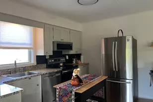 43 Doreen St, Pittsfield, MA 01201 - Photo 14