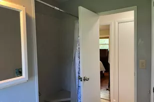 43 Doreen St, Pittsfield, MA 01201 - Photo 18