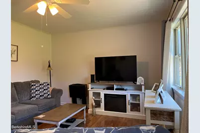 43 Doreen St, Pittsfield, MA 01201 - Photo 4
