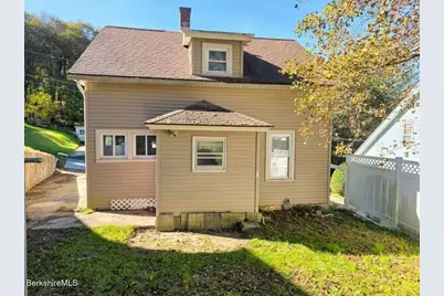 36 Randall St, Adams, MA 01220 - Photo 2