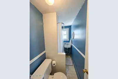 36 Randall St, Adams, MA 01220 - Photo 10