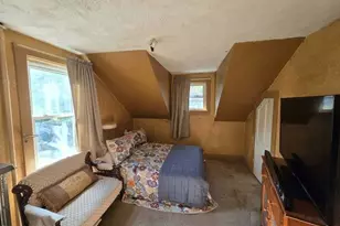 36 Randall St, Adams, MA 01220 - Photo 12