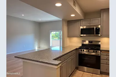 7 Rolling Hills Condominium #7-1, Lenox, MA 01240 - Photo 8