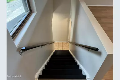 7 Rolling Hills Condominium #7-1, Lenox, MA 01240 - Photo 26