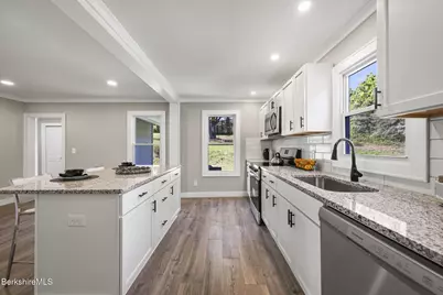 971 N State Rd, Cheshire, MA 01225 - Photo 20
