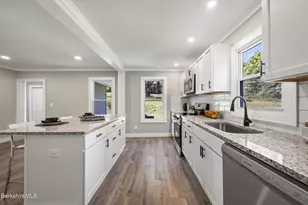 971 N State Rd, Cheshire, MA 01225 - Photo 20