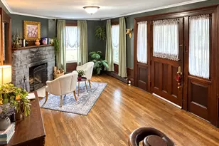 41 Quincy St, North Adams, MA 01247 - Photo 2
