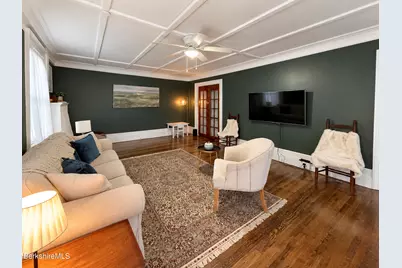 41 Quincy St, North Adams, MA 01247 - Photo 10