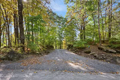 34 Pixley Hill Rd, West Stockbridge, MA 01266 - Photo 2