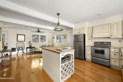 34 Pixley Hill Rd, West Stockbridge, MA 01266 - Photo 8