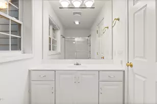 9102 Mountainside Dr, Hancock, MA 01237 - Photo 28