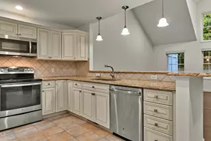 9102 Mountainside Dr, Hancock, MA 01237 - Photo 6