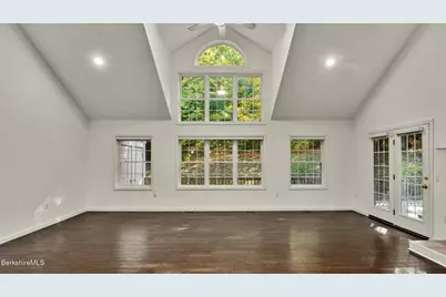 9102 Mountainside Dr #9102, Hancock, MA 01237 - Photo 10