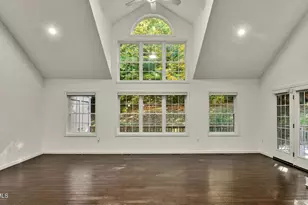 9102 Mountainside Dr, Hancock, MA 01237 - Photo 10