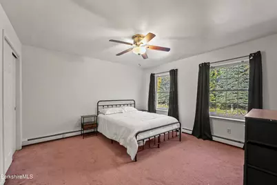9 Redmond Ln, Pittsfield, MA 01201 - Photo 30