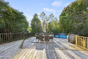 9 Redmond Ln, Pittsfield, MA 01201 - Photo 34
