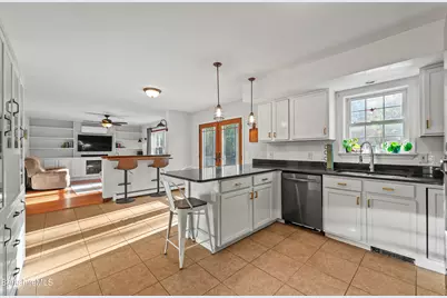 9 Redmond Ln, Pittsfield, MA 01201 - Photo 20