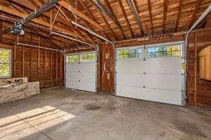 20 Alfred Dr, Pittsfield, MA 01201 - Photo 34