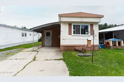 245 Cheshire Rd #5, Pittsfield, MA 01201 - Photo 2