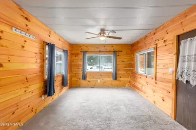 245 Cheshire Rd #5, Pittsfield, MA 01201 - Photo 8