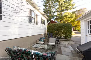 90 Euclid Ave, Pittsfield, MA 01201 - Photo 30