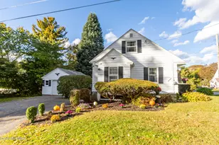 90 Euclid Ave, Pittsfield, MA 01201 - Photo 2
