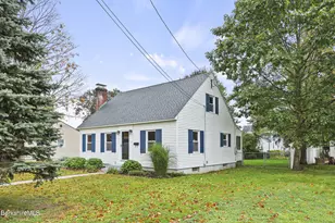 6 Park Cir Dr, Dalton, MA 01226 - Photo 2