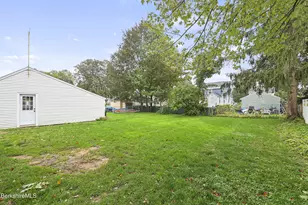 6 Park Cir Dr, Dalton, MA 01226 - Photo 38
