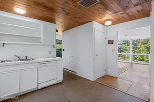 85 W Rd, Alford, MA 01266 - Photo 10
