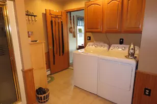 111 Franklin St, North Adams, MA 01247 - Photo 20
