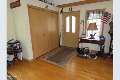 111 Franklin St, North Adams, MA 01247 - Photo 6