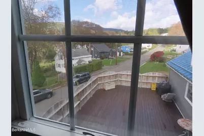 111 Franklin St, North Adams, MA 01247 - Photo 34