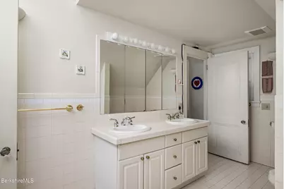 57 Sabin Dr, Williamstown, MA 01267 - Photo 26
