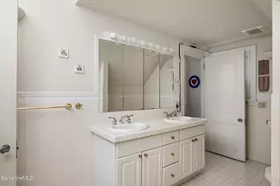 57 Sabin Dr, Williamstown, MA 01267 - Photo 26