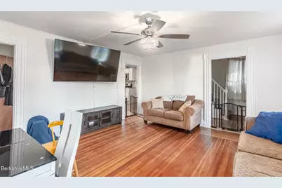 35 Danforth Ave, Pittsfield, MA 01201 - Photo 6