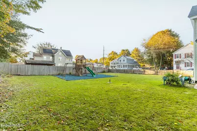 35 Danforth Ave, Pittsfield, MA 01201 - Photo 26