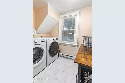 35 Danforth Ave, Pittsfield, MA 01201 - Photo 16