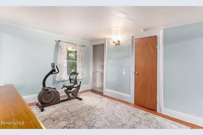 35 Danforth Ave, Pittsfield, MA 01201 - Photo 18