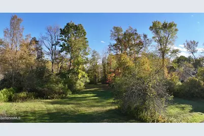 7 Silver Mine Ln, West Stockbridge, MA 01266 - Photo 4