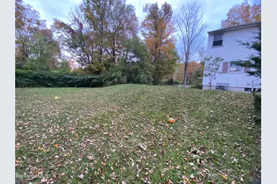 95 Curtis St, Hinsdale, MA 01235 - Photo 6