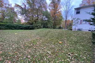 95 Curtis St, Hinsdale, MA 01235 - Photo 6