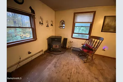95 Curtis St, Hinsdale, MA 01235 - Photo 16