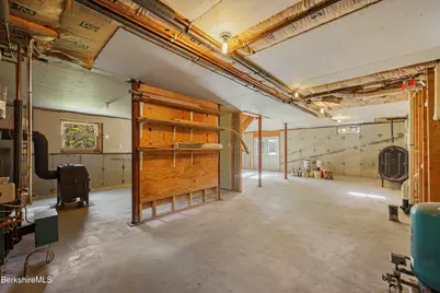 1230 County Rd, Becket, MA 01223 - Photo 32