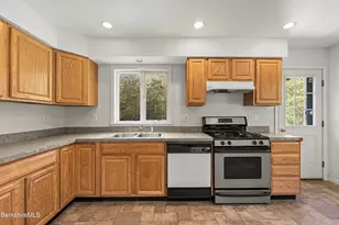 1230 County Rd, Becket, MA 01223 - Photo 14